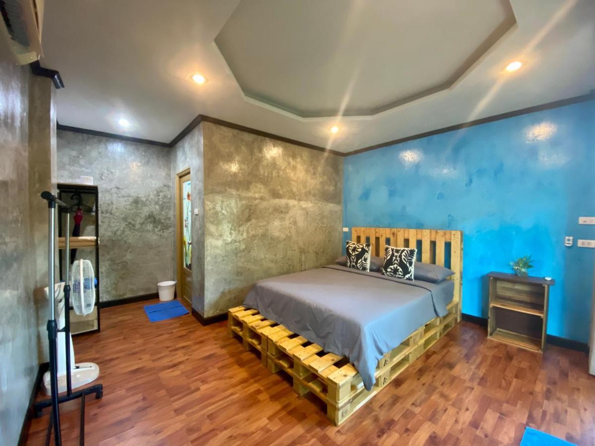 Baan Rabieng Talay Homestayบ้านระเบียงทะเล โฮมสเตย์เกาะกูด Ko Kut Екстер'єр фото