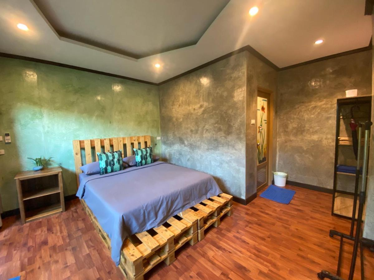 Baan Rabieng Talay Homestayบ้านระเบียงทะเล โฮมสเตย์เกาะกูด Ko Kut Екстер'єр фото